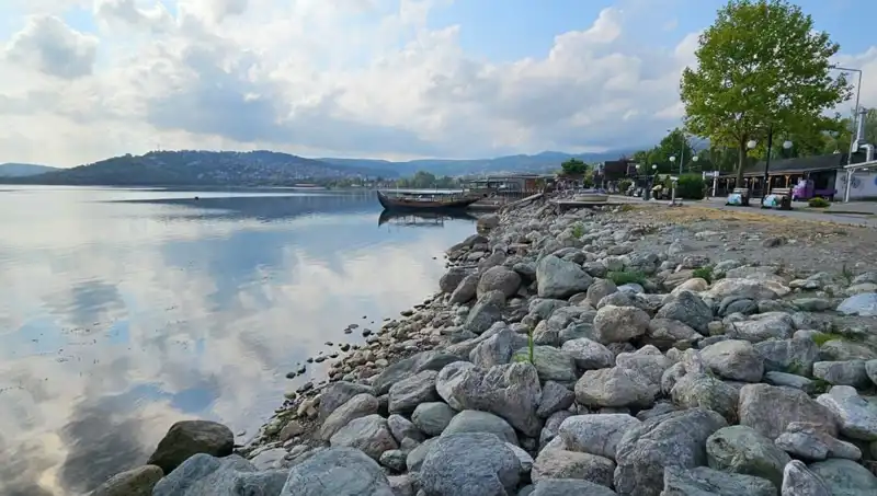 Sapanca Gölü'nde Su Seviyesi Düşüşü: Sebepler ve Etkileri