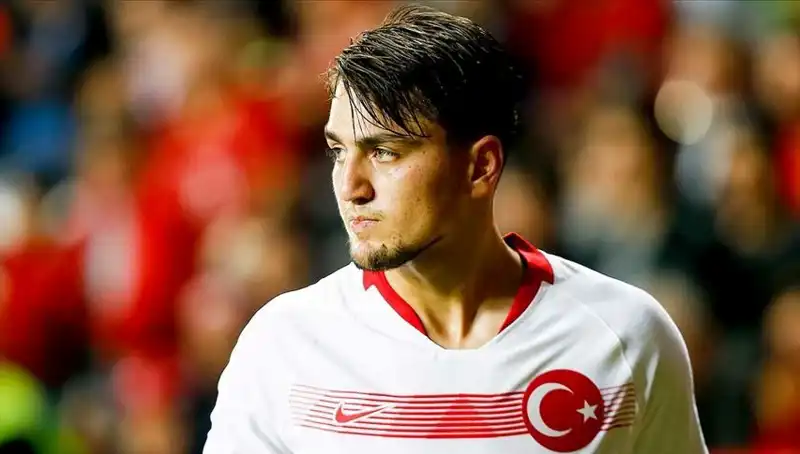 Beşiktaş, Milli Futbolcu İçin Transfer Girişimleri Başlattı: Cevap Belli Oldu!
