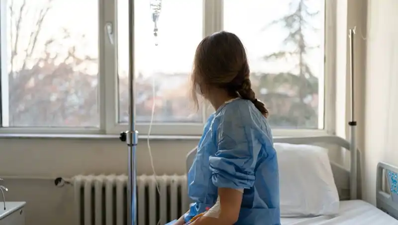 27 Yaşındaki Kadının Kanseri Gözden Kaçtı: Doktorlar "Ciddi Değil" Dedi