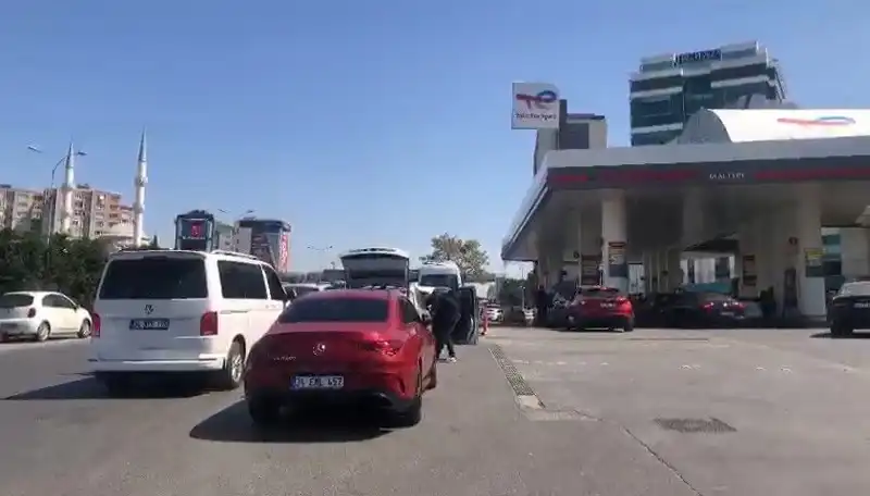 Deprem Sonrası Akaryakıt İstasyonlarında Yaşanan Kuyrukların Nedenleri ve Çözüm Önerileri