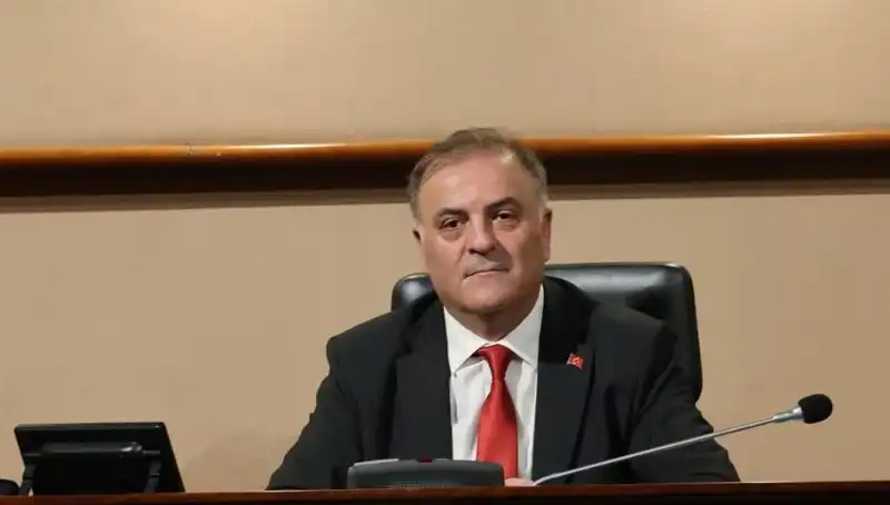 Nuri Aslan: İBB Başkanvekili Kimdir ve Hayatı Hakkında Bilmeniz Gerekenler