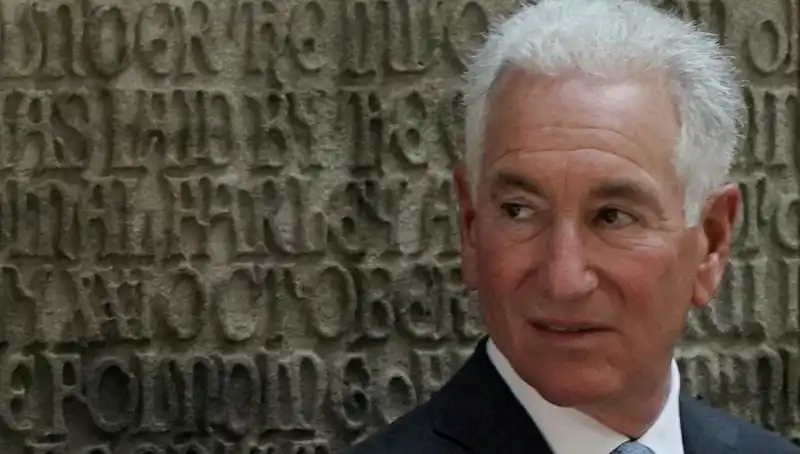ABD Senatosu, Trump’ın Düğünü Onaylayarak Siyasi Gerilim Yarattı