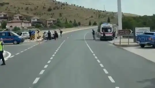 Elazığ'da İki Araç Çarpıştı: Kaza Sonrası Yaralılar Hastanelik Oldu