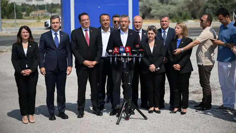 Özgür Özel TUSAŞ Ziyaretinde Önemli Mesajlar Verdi