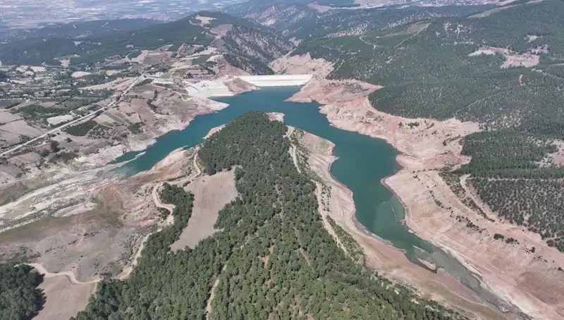 Denizli'de Su Krizi: Su Doluluğu Yüzde 23'e Düştü, Tasarrufa Acil Çağrı!