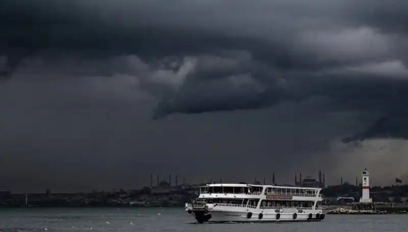 İstanbul ve Çevresinde Aniden Gelen Sağanak Yağışların Etkisi