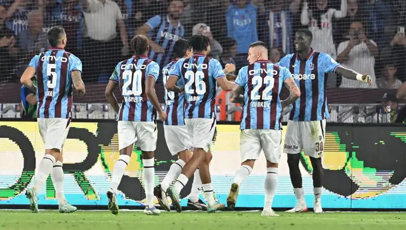 Trabzonspor, Kocaelispor'u Maçta Mat Ederek Çeyrek Finale Yükseldi
