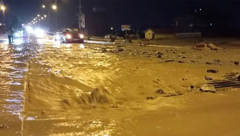 Konya ve Ankara'da Sel Felaketi: Yıkıcı Su Baskınlarının Ardından Neler Yaşandı?