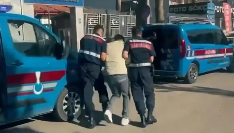 10 İlde Suç Çetelerine Büyük Darbe: 74 Gözaltı Gerçekleşti