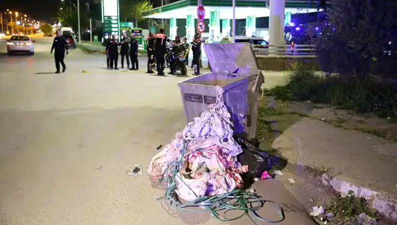Bebeğini Çöp Konteynerine Atan Annenin Şok Edici Gereçleri!