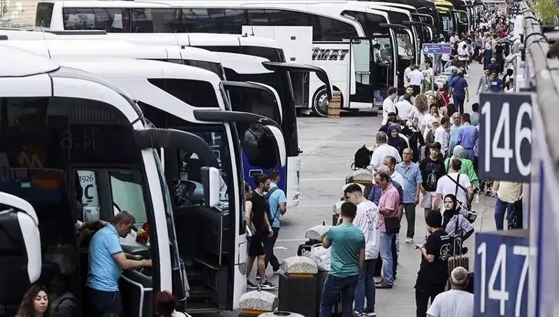 Geçen Yıl İstanbul'dan Ayrılanlar: 369 Bin Kişi Neden Veda Etti?