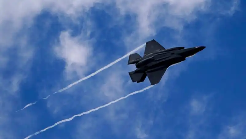 Atina'da Türkiye Endişesi: F-35'ler Üzerine Karışık Sinyallerin Ardında Ne Var?