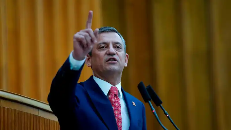 Ekrem İmamoğlu Gözaltına Alındı, CHP Olağanüstü Toplantiya Gidiyor!