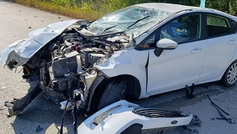 Çanakkale'de Feci Trafik Kazası! İki Kişi Yaralandı
