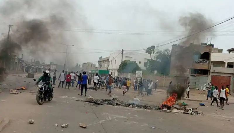 Togo'da Sıcak Gelişmeler: Nehirde 7 Ceset Bulundu, Protestolar Tırmanıyor